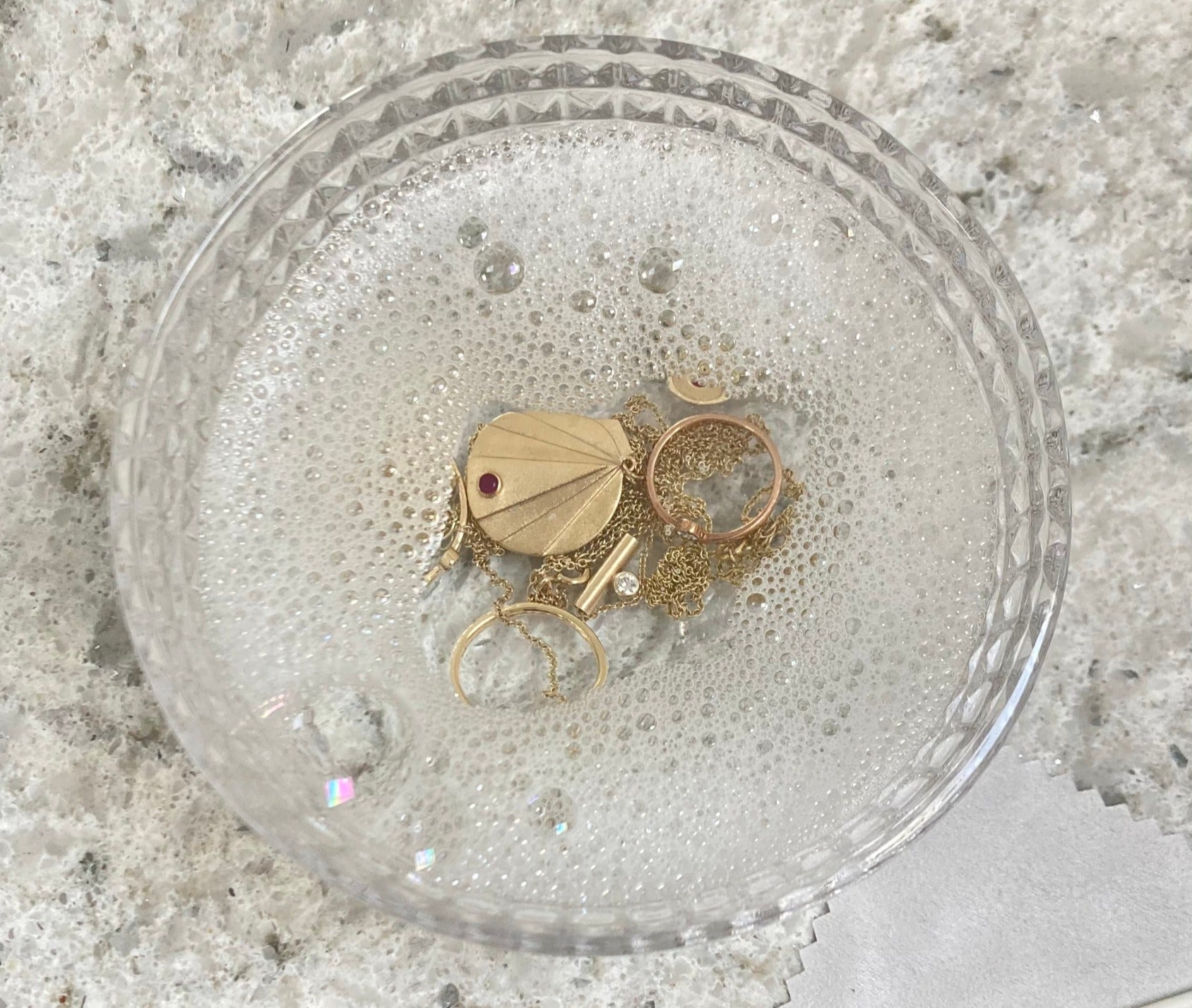 A Guide to Cleaning Your Gold Jewellery