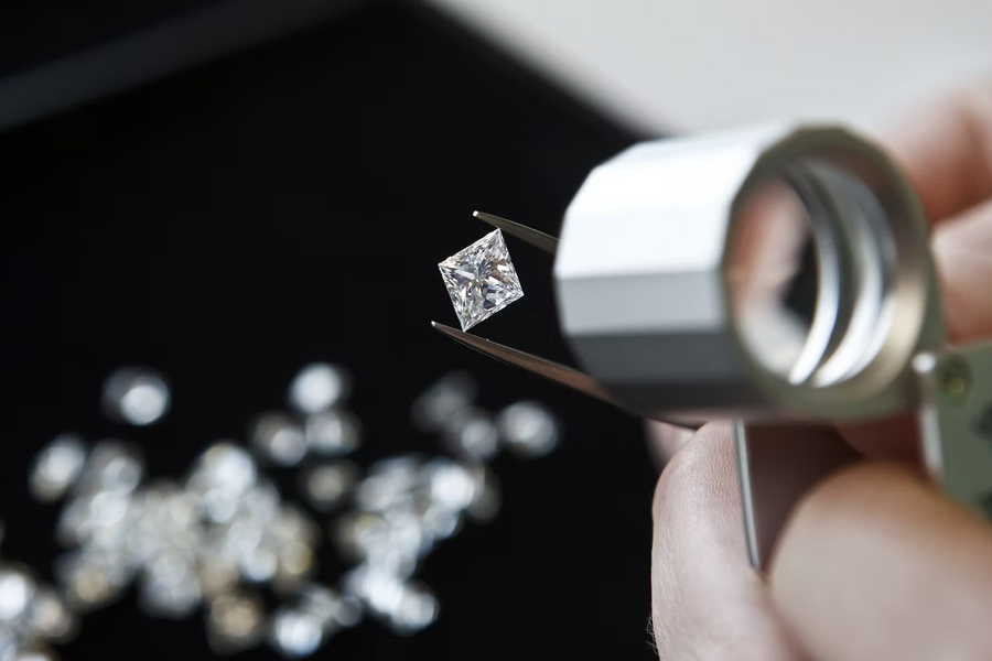 Lab Grown vs Natural Diamonds