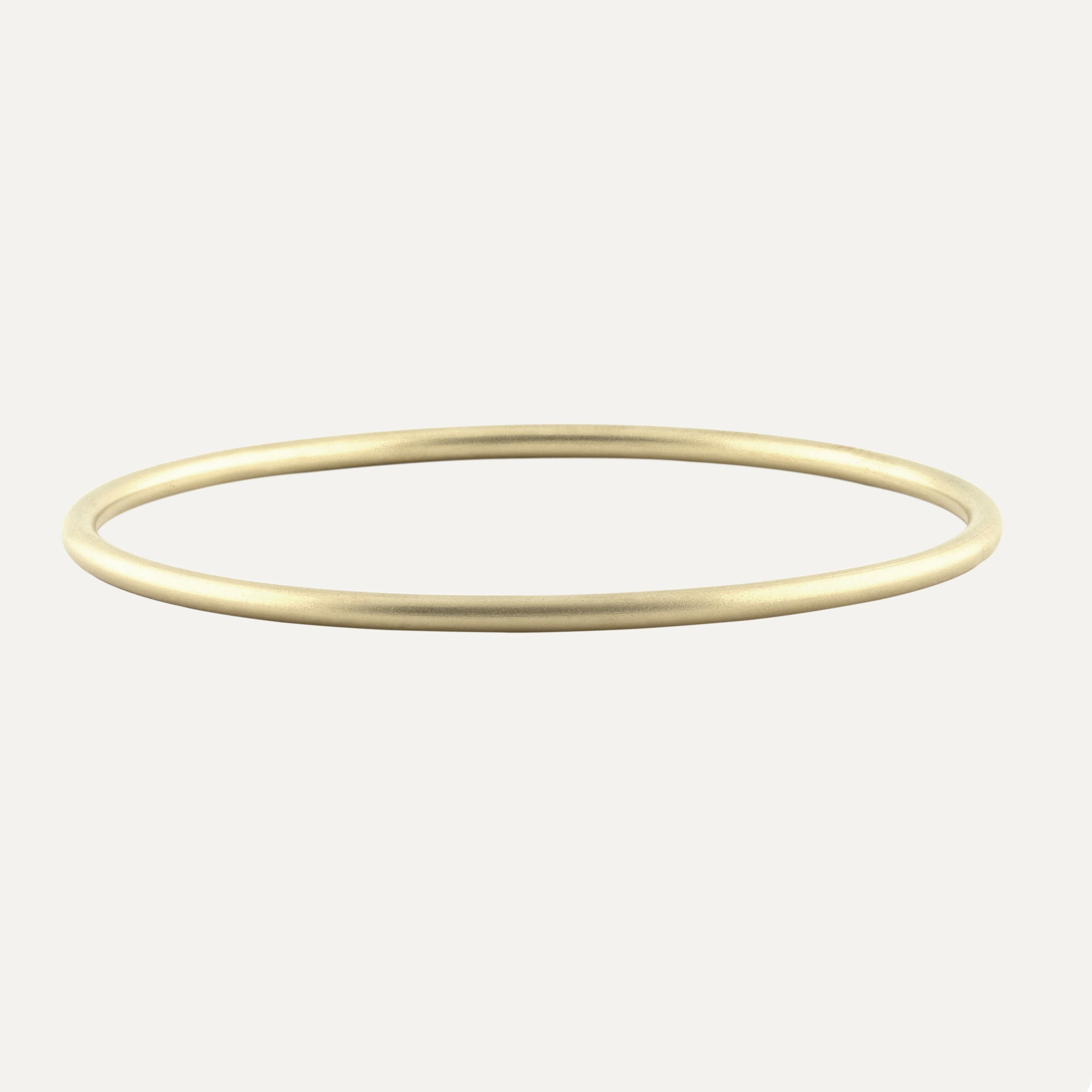 CLASSIC SOLID HANDMADE GOLD BANGLE - 3mm image 0