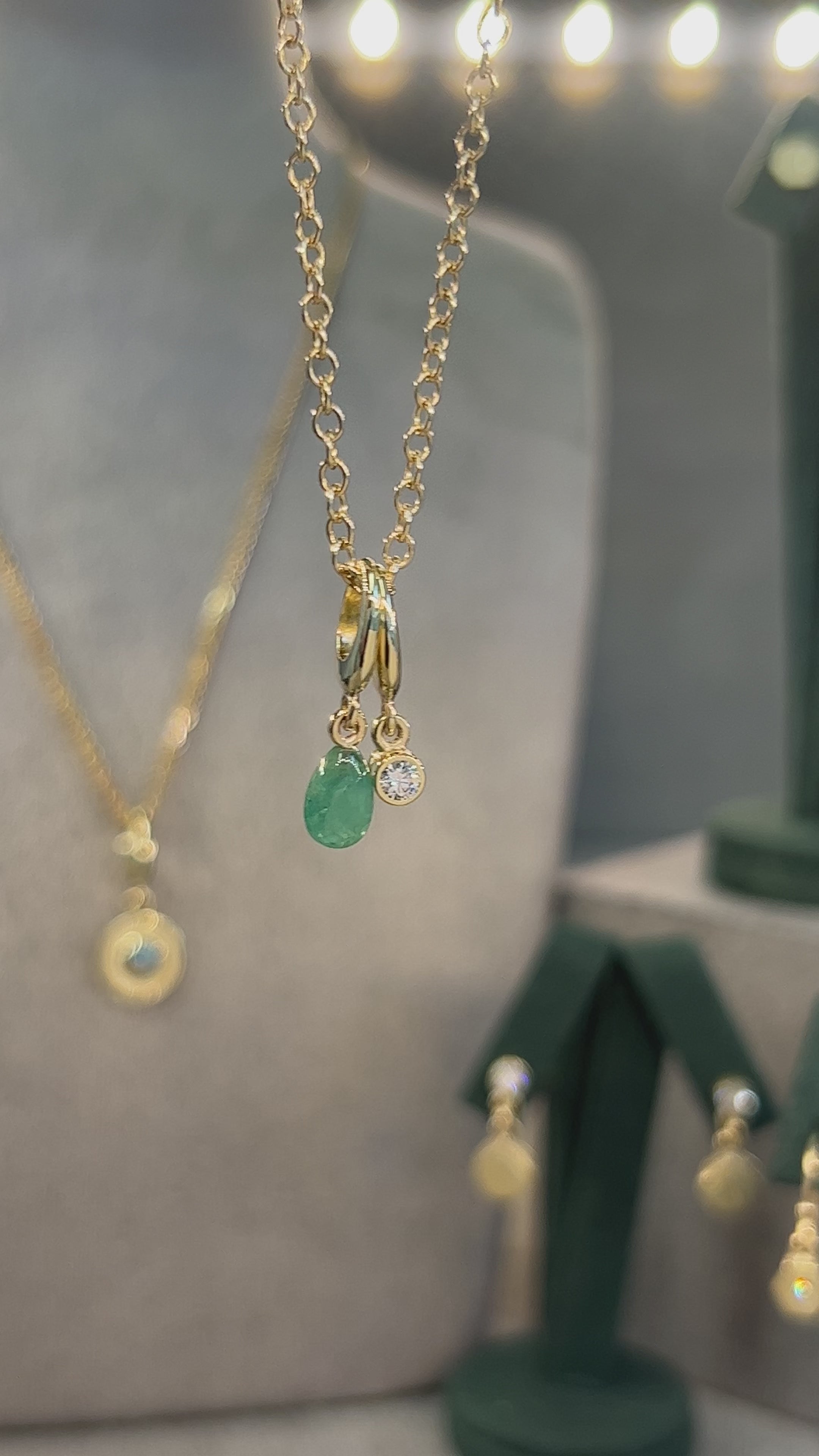 MINI EMERALD DROPLET CHARM