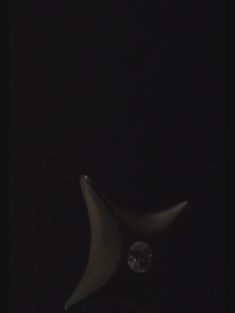 18ct Large Rian
