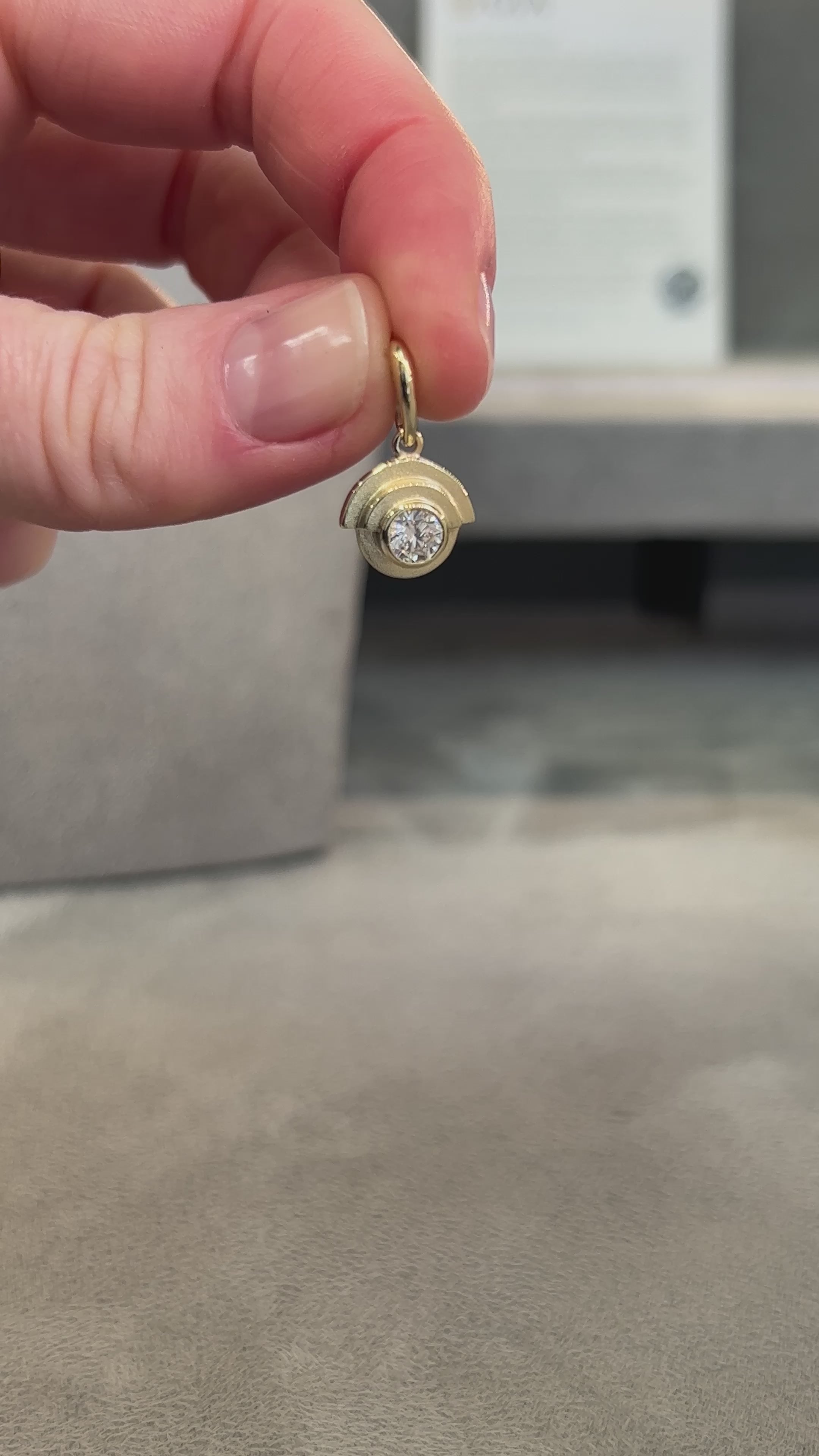 DIAMOND DECO CHARM